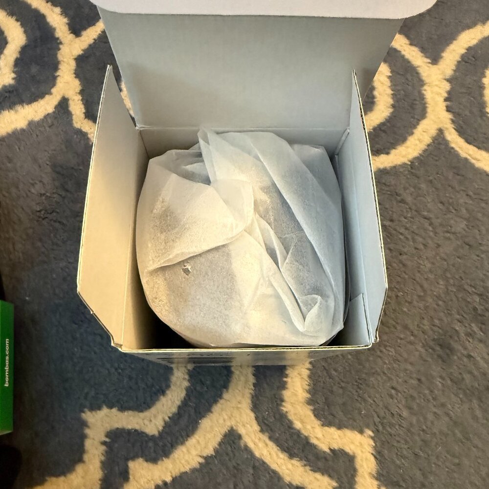 NEW in box BentGo Snack Cup Navy